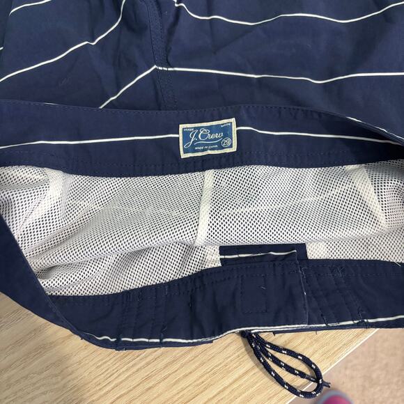 J Crew Swim Trunks Mens Size 29 Navy‎ Shorts Striped Nautical Preppy 8" Inseam - Picture 8 of 12